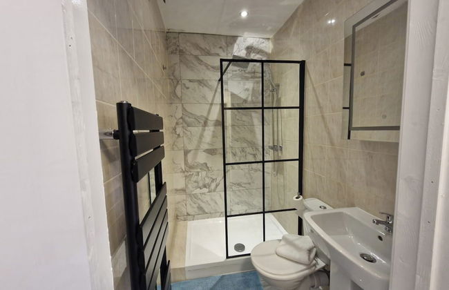 Beachside Retreat - Pets Ok - Free Parking - Photo 18