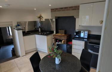 Cozy Cottage Close to Haworth Sleeps 2 With Garden - Foto 31