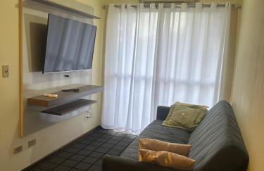 Apartamento 2 quartos, 5 pessoas, garagem, portaria e Wi-Fi - Foto 2