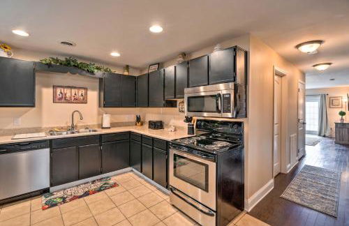 Bristol Escape with Patio, 2 Mi to Downtown! - Foto 12