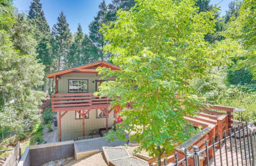 1 Mi to Lake Crestline Cabin with Deck and Gas Grill! - Foto 25