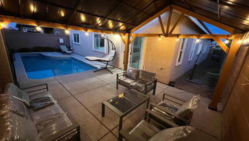 Family Friendly Contemporary House with Pool - Foto 3