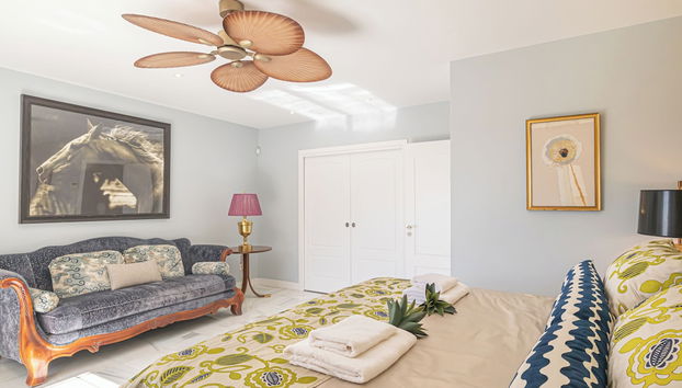 Luxury Family Escape Golf & Pool Retreat - Photo 5, Room