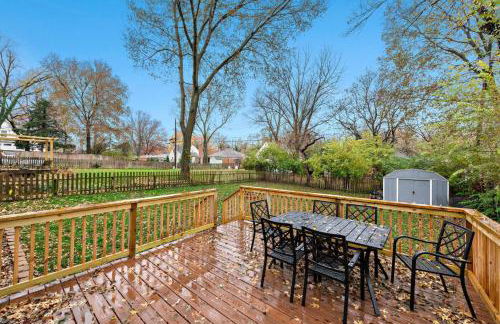 3BR 3BA Fairway Home • Dog-Friendly • Fenced Yard - Photo 7