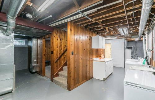 Enchanting historic townhouse by CozySuites - Foto 29