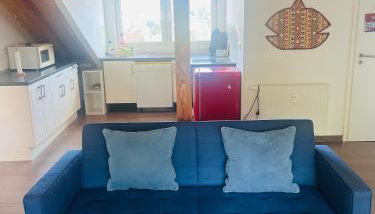 Apartment mit schöner Aussicht auf den Großen Feldberg & Burg Königstein & Frei PARKPLATZ auf Straßenseite - Foto 4