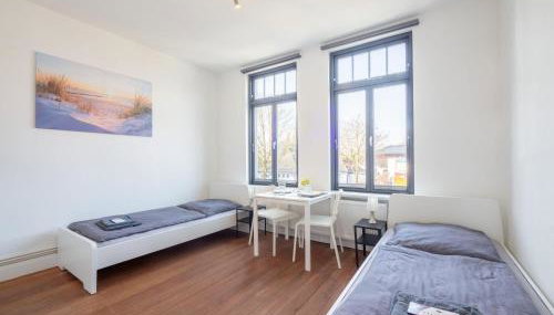 Große Monteurwohnung in Villa – 4 Zimmer, WLAN, TV, Küche – Ahrensburg Nähe Hamburg - OD06b - Foto 4