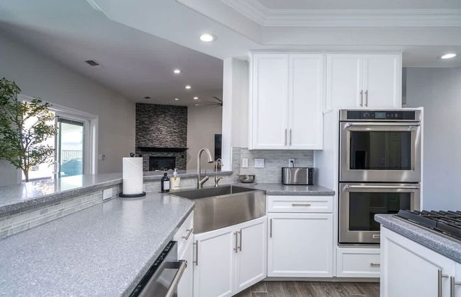 Lavish Lake Havasu Villa Pool Fire Pit an Views - Foto 16