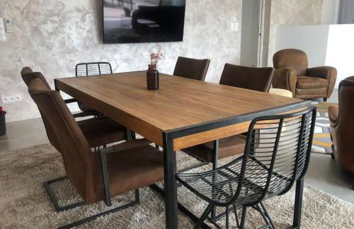 Villa Exceptionnelle Piscine et Jardin privé Séjour Haut de gamme proche La Rochelle - Foto 8