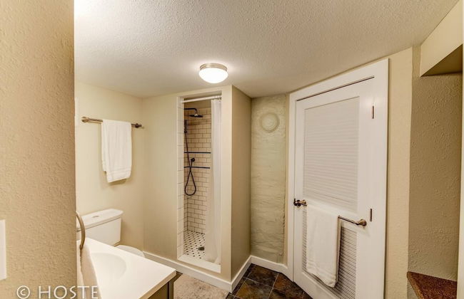 1910 Mountain View, Fire pit + Roof Deck, Downtown - Foto 6