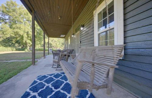 Hot Tub and Creek Views Secluded Perryville Cabin - Foto 29