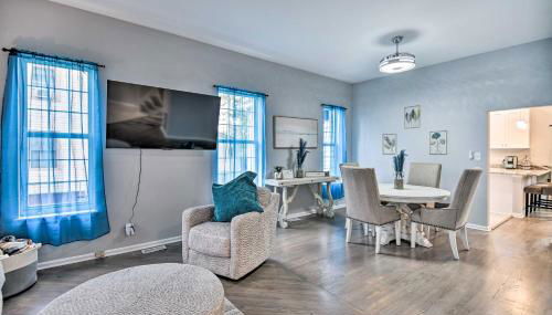 Bright Norfolk Home with Deck Less Than 3 Mi to Town! - Foto 4