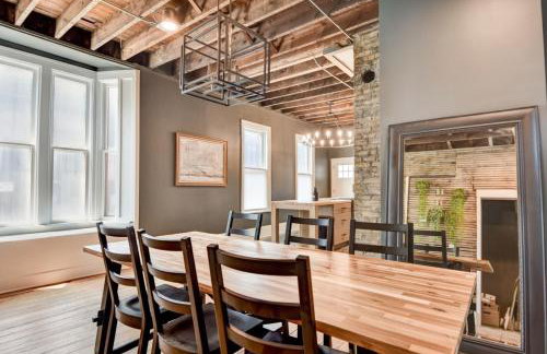 Downtown Milwaukee Area | 4BR Home | Sleeps 14 - Foto 4