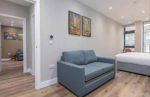 Palm Tree House Apartments - Photo 24