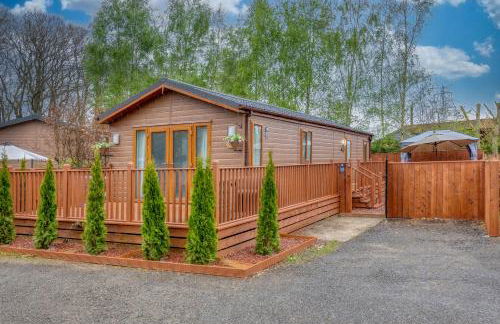 Family Luxury York Cabin Retreat with hot tub - Foto 13