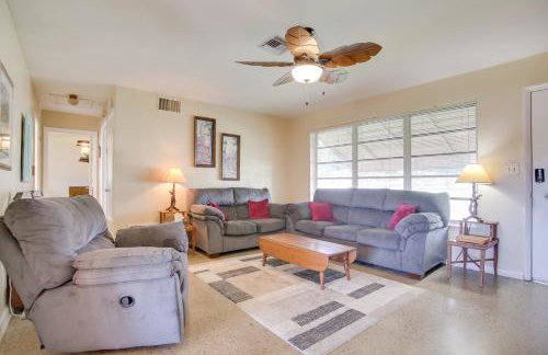 Pets Welcome Cozy Home with Pool in Margate! - Photo 3