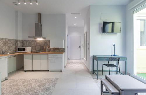 Sunny,Private Terrace,Wheelchair access - Photo 6