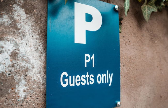 The Hogg House - Photo 18