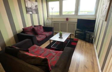 City Centre - Next to Hilton Hotel - Victoria Centre 2 Bedrooms Apartments - Close to Theatre Royal - in Victoria Centre Shopping Centre - 24 Hours Access - Parking Cars or Vans from Five Pounds a Day - Onsite Parking from Ten Pounds a Day - Foto 56