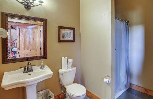 Lead Home with Pool Access 3 Mi to Terry Peak Mtn! - Foto 36