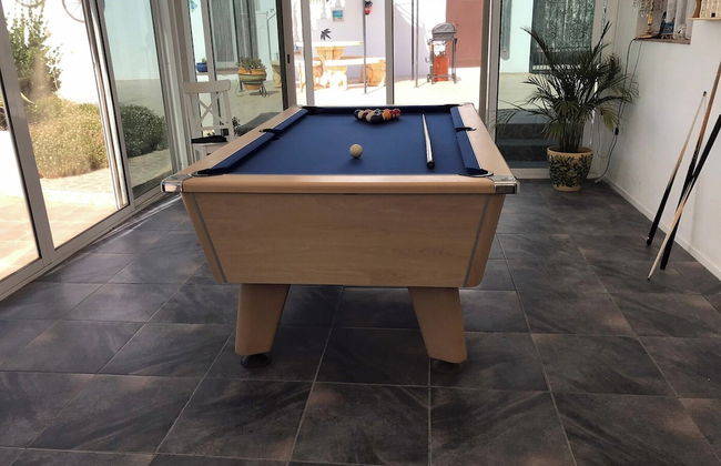 2 Bed-sleeps 4-mtn View-private Pool & Terrace - Photo 12