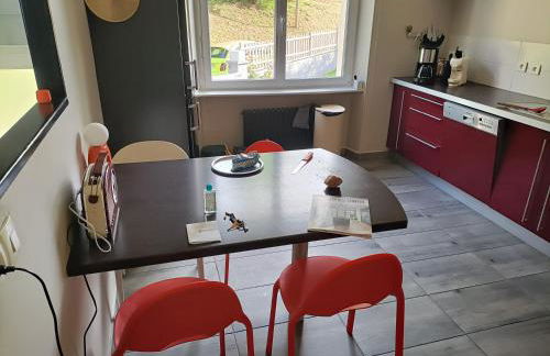 Maison au calme, proche du centre de Landerneau - Foto 4