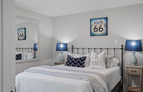 Stylish & Large Top Floor w Private Front Porch - Foto 12