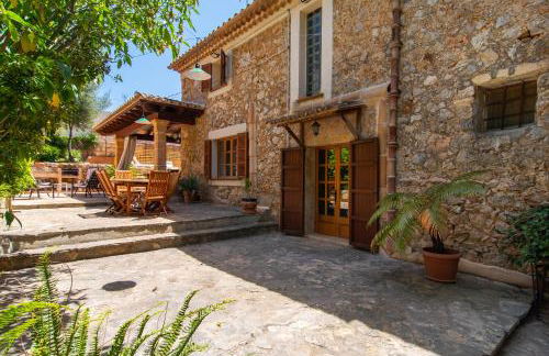 Fabulous Rural House with views to the mountains with swimming pool - Foto 13