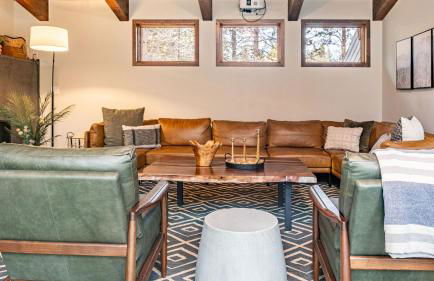 Newly Built • Sauna • Hot Tub • Cold Punge Lazy River Glamp-House by AvantStay - Foto 26