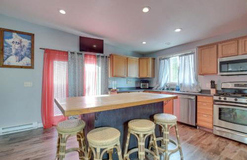 Spacious Sheboygan Home with Grill and Fire Pit! - Foto 15