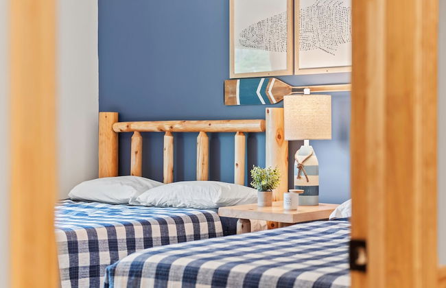 Bluejay Getaway by Avantstay Walk to Lake 7bdr Hot Tub Pool Table - Foto 46