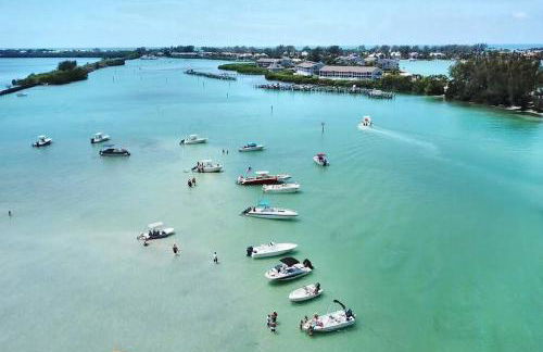 Luxury Waterfront Home With Heated Pool & Hot Tub - Foto 14