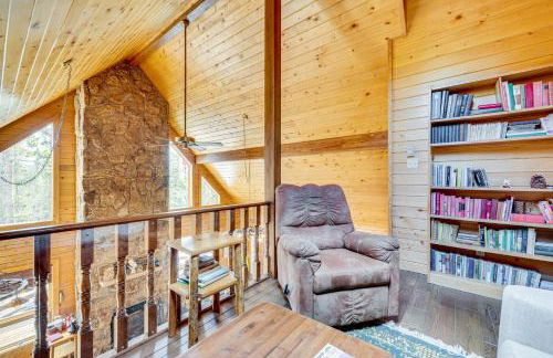 4 Mi to RMNP Allenspark Cabin with Wraparound Deck! - Foto 18