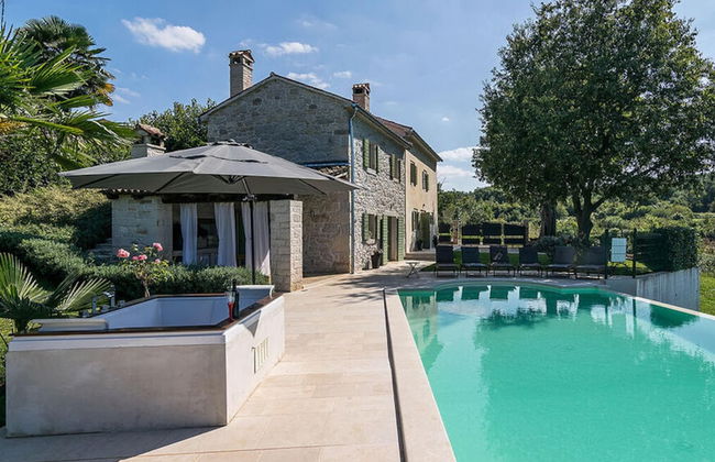 Villa Zvonar Comfortable Holiday Residence - Foto 1