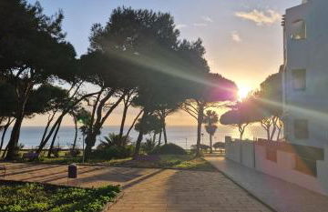 Apartamento con terraza en primera línea de playa - Foto 37