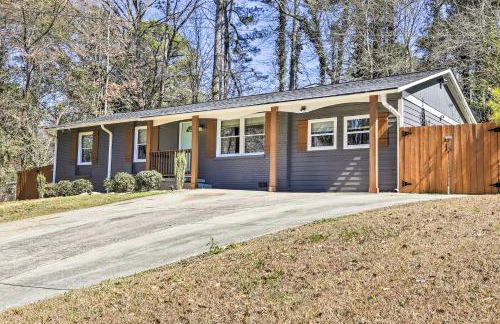 Fire Pit and Deck Atlanta Home about 8 Mi to Dwtn! - Foto 27