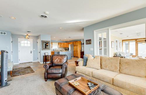 Pool and Stunning Water Views Kent Island Home! - Foto 7