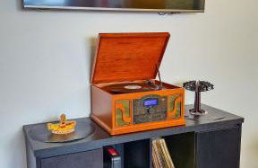 Dois Quartos, Vitrola, Coleção Vinil, próx Barigui - Foto 14