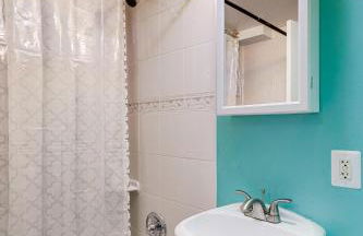 Lovely 2 Bedroom, 2 Bath Unit in West Alexandria. - Foto 9