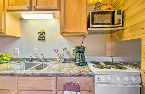 Florence Cabin with On-Site Creek! - Foto 9