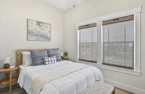 Beach Haven - Brand New Home - Private Pool- Just 300 Feet From The Beach! - Foto 23