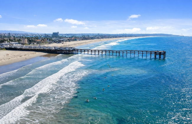 Ocean View Luxury Condo - Photo 25