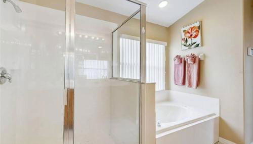 Disney 5 Bed Villa with free Private Pool, Hot Tub, Games in Solana Resort! - Foto 2