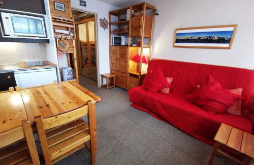 Studio Cabine au Calme, Proche des Pistes et du Centre, Balcon, TV - FR-1-771-68 - Foto 12