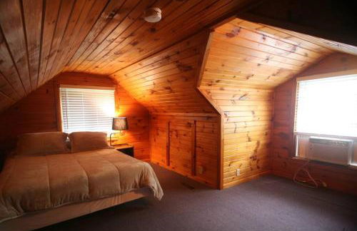 Outdoor Playground on Lake and Close to Skiing - Foto 29