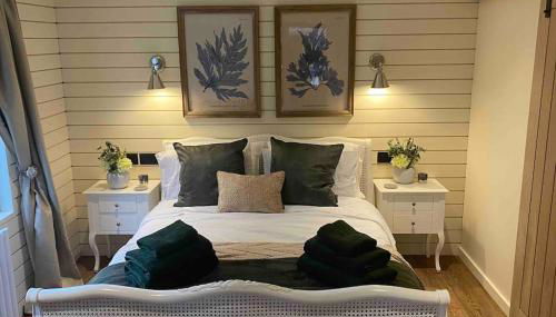 brand new cozy cabin with parking - Foto 4