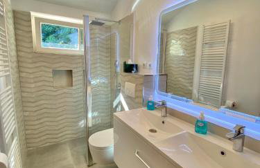 VILLA LOVRAN - 150 m to the beach - infinity pool - incredible sea view - fitness gym - Foto 10