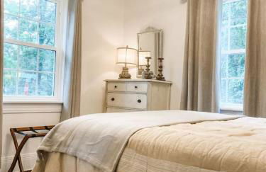 Cozy 2BR Apt w KING in historic dist. 1mi to sq. - Foto 21