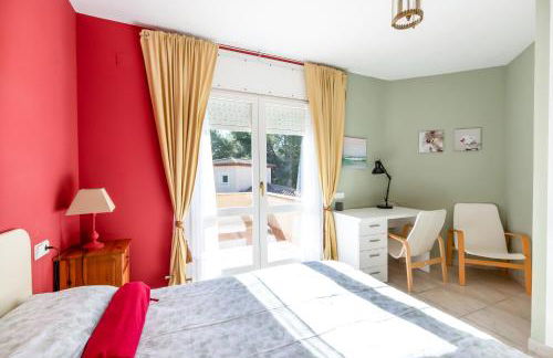 Villa Familiar c/Piscina + Wifi y Parking Gratis by Sunset Rentals (Bonmont) - Foto 31