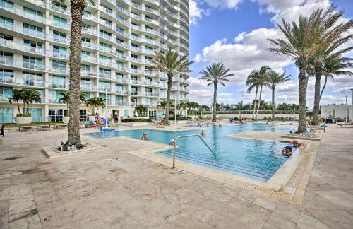 Heated Pool Access! Waterfront Fort Myers Condo - Foto 2